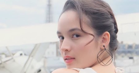 Profil Terlengkap Chelsea Islan Masa Kecil Keluarga Agama Pacar Kekasih Hingga Foto Terbaru Dont Sad