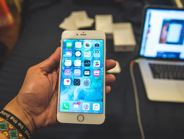 Apple iPhone 6S Rose Gold Unboxing Photos, Complete Retail Package ...