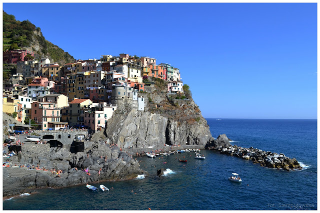 Cinque Terre i Manarola - miasto wybrzeża liguryjskiego we Włoszech