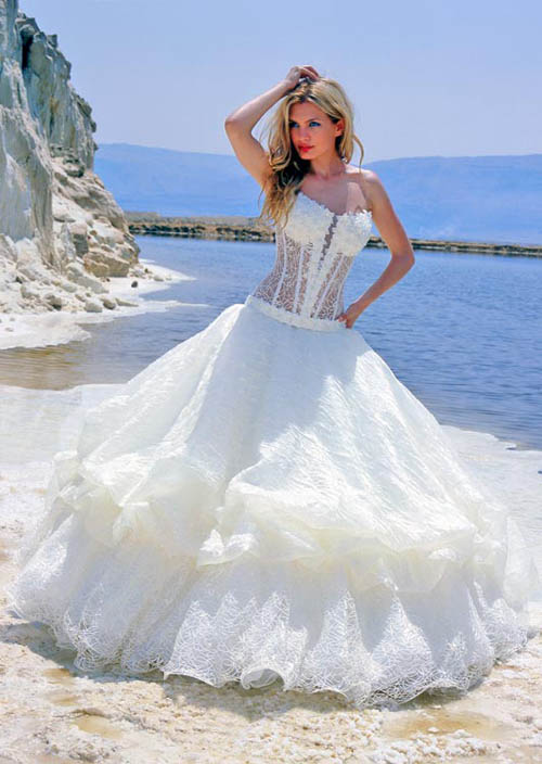 Bridal Couture Wedding Dress