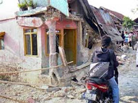 Foto Gempa Indonesia 2009 Photo Padang Sumbar Jakarta Bengkulu Tapanuli Gambar Lengkap