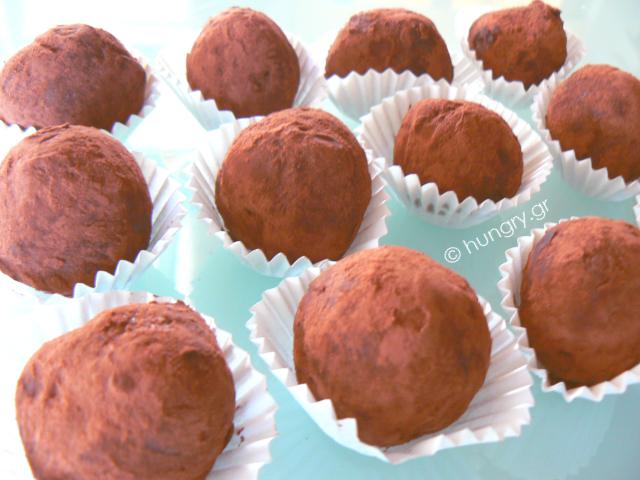 Chocolate Truffles with Cranberries