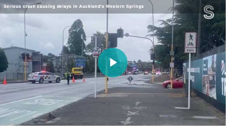 Tai nạn nghiêm trọng gây ra ách tắc ở Western Springs, Auckland