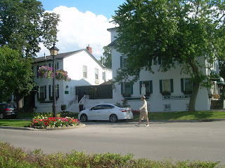 Moffat Inn