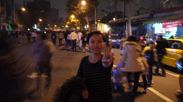 前往五月天舞台YA!!