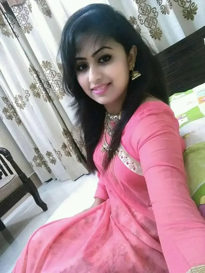 গ্রামের মেয়েদের প্রোফাইল পিক