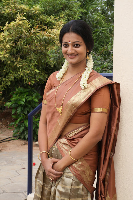 priyanka malayalam in sengathu bhoomiyile movie