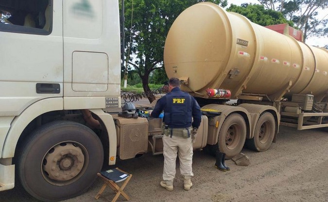 PRF fiscaliza transporte de produtos perigosos no Mato Grosso do Sul