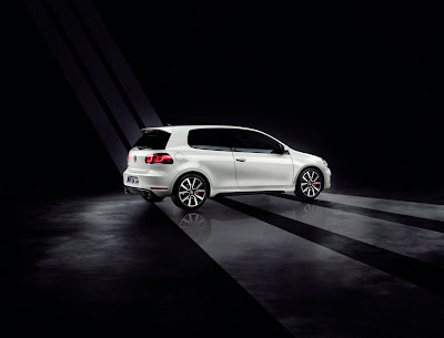 2010 Volkswagen Golf GTI adidas Pictures