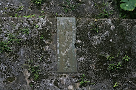 大城按司の墓の写真