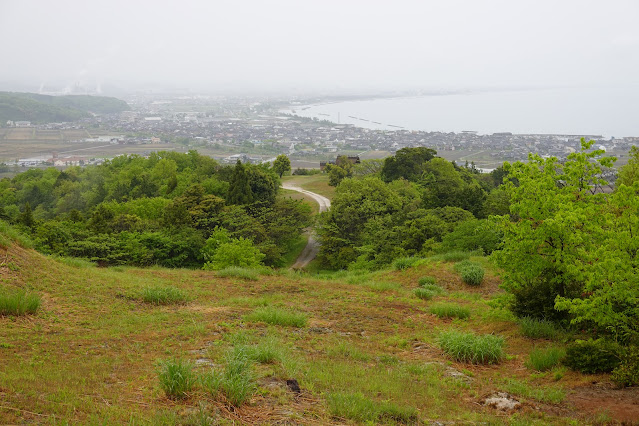 鳥取県西伯郡大山町妻木 鳥取県立むきばんだ史跡公園 洞ノ原 西側丘陵の眺望