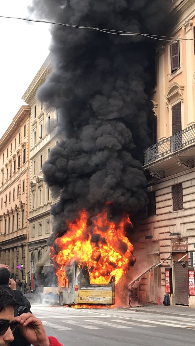 Esplode un Flambus, il nono del 2018