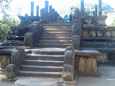 Polonaruwa - The ancient ruined city in Sri Lanka | Sri lanka Travel
