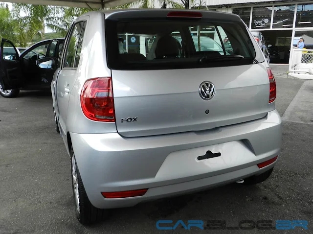 VW Fox 1.0 2013 - Trend - Prata Sargas