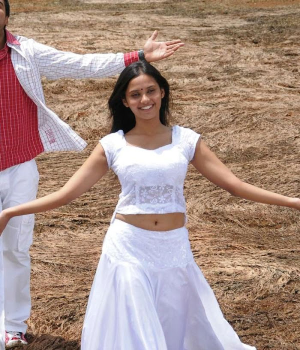 aarushi from movie glamour  images