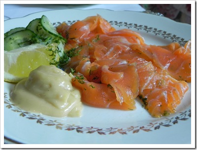 Gravadlax with dill cucumbers