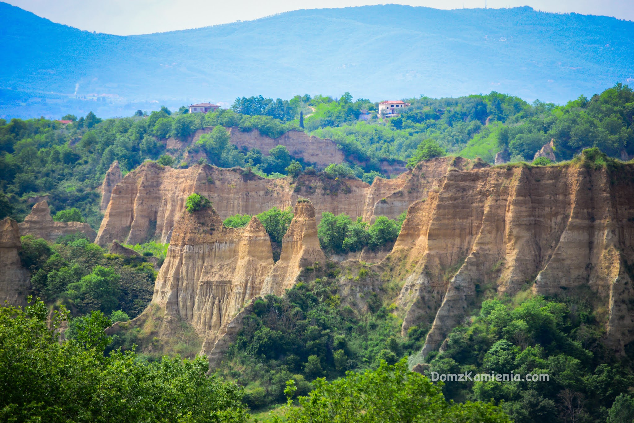 Balze di Valdarno, Dom z Kamienia blog o życiu w Toskanii