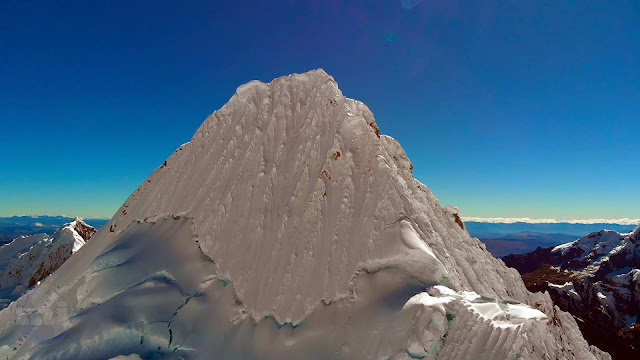 Nevado Alpamayo sitio de escalada