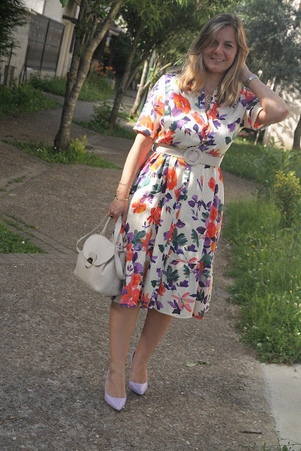 robe sézane à fleurs, escarpins cosmoparis lilas, mode, look du jour, les petites bulles de ma vie