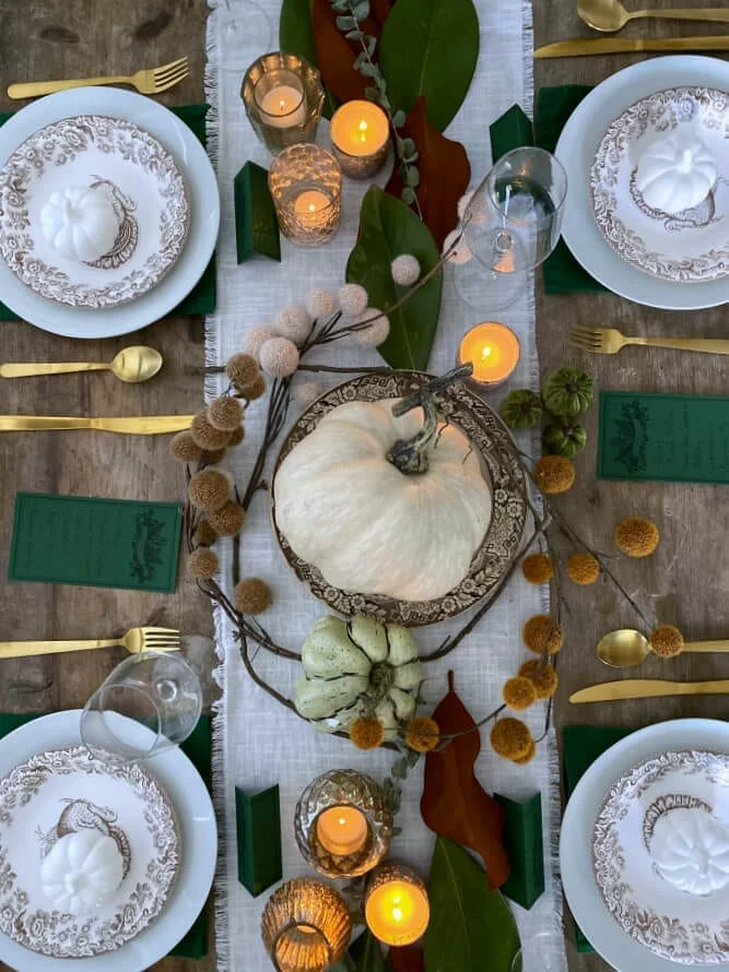 warm tones Thanksgiving table