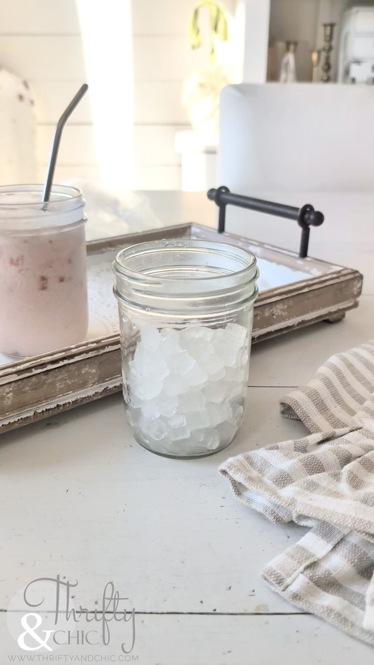 yummy pebble ice in clear glass