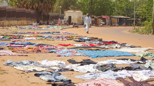 Along the streets its convenient to dry clothes