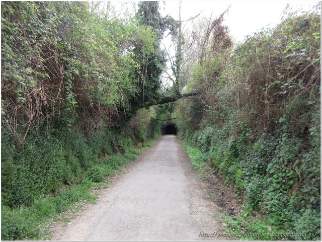 otro túnel al final del pasillo