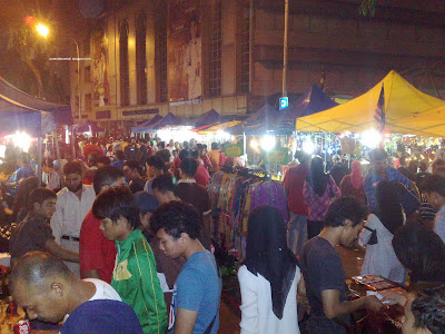 Suasana Bazar Raya Jalan TAR / Masjid India di Malam Raya 10.9.2010