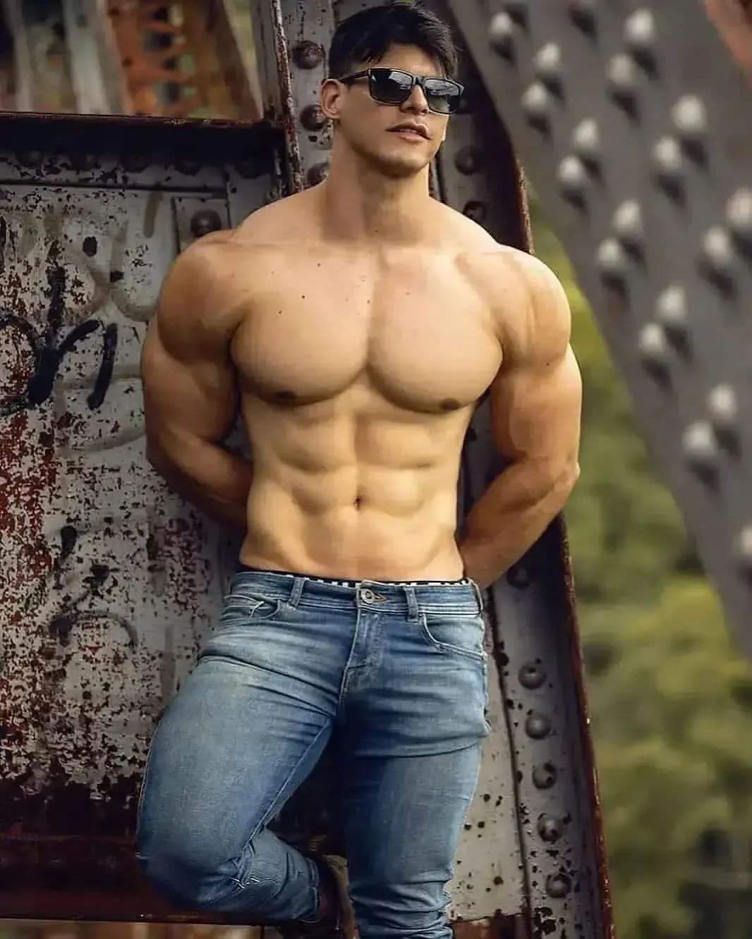 How Well-Rounded Are Your Knowledge on Abs Building?
