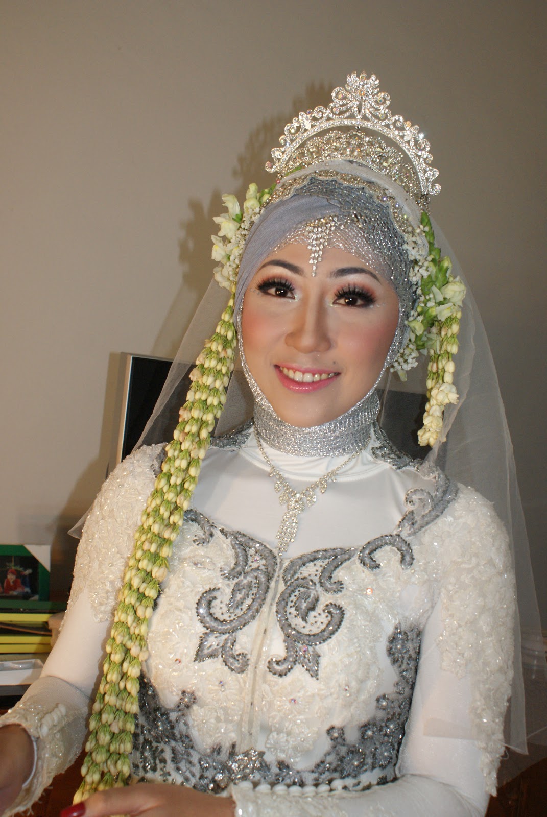 wedding make up  pengantin  muslim illuxion make up  