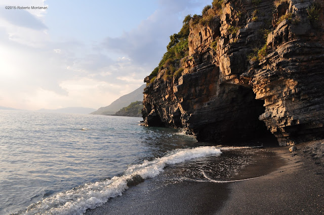 Αποτέλεσμα εικόνας για Spiaggia Nera Maratea