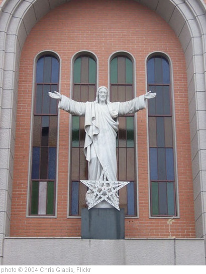 'Kanazawa jesus' photo (c) 2004, Chris Gladis - license: http://creativecommons.org/licenses/by-nd/2.0/