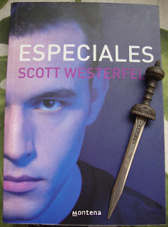 Portada del libro Especiales, de Scott Westerfeld