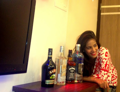 Poonam Pandey Latest Hot HQ Twitter Pics