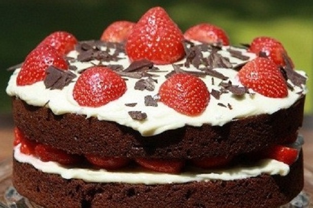 Making Strawberry Chocolate Recipes Cakes