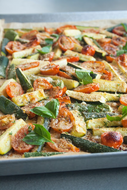 Zucchine e pomodorini gratinati al forno