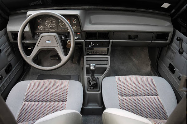 Ford Pampa - interior