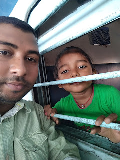 Pictures Ritik Babu In Train, Ritik Babu Traval in Dehradun To Muzaffar Pur || रितिक बाबू ट्रेन में