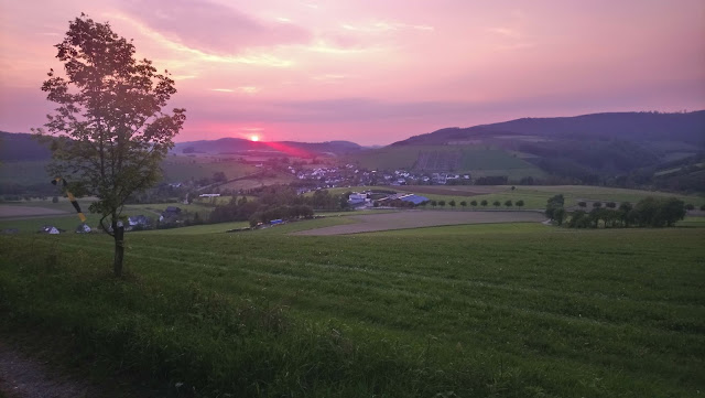 Sauerland wandern Wetter blog Schmallenberg Bericht Hollenmarsch 101km 2019 Bödefeld Hunau