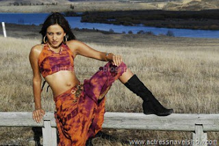 Neha Sharma hot navel