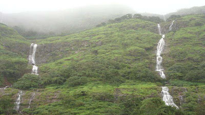  a small-scale hamlet is a naturally beautiful too serene house to go IndiaTravelDestinationsMap: INDIA PLACES TO VISIT - KOLAD - THE UNSEEN PARADISE OF MAHARASHTRA