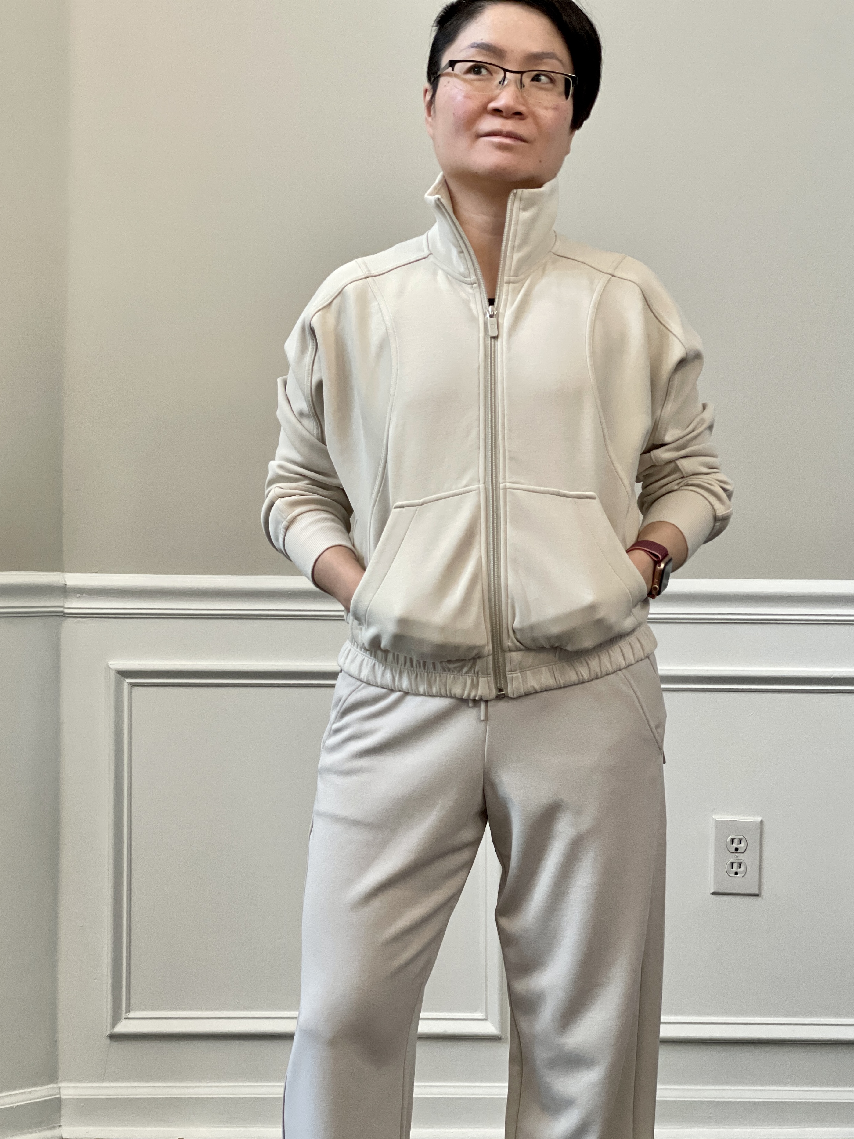 Fit Review Friday! Brushed Softstreme Funnel-Neck Zip Up + Throw