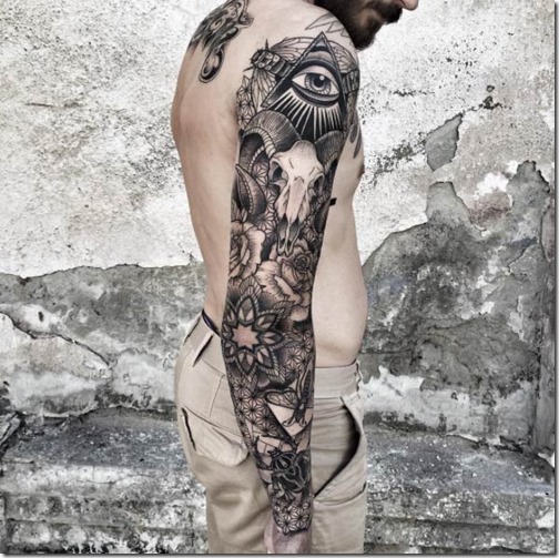 esta_abeja_con_temas_de_blackwork_manga