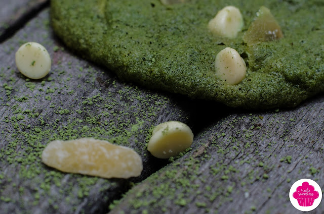 Cookies au thé matcha, gingembre et chocolat blanc