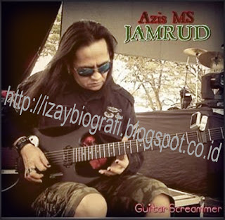 Azis Mangasi Siagian atau biasa dikenal dengan nama Aziz Jamrud (lahir di Cimahi, Jawa Barat, 26 Juli 1968) adalah gitaris grup cadas Jamrud yang juga memotori berdirinya grup tersebut. Pria keturunan batak ini menjual musiknya dengan meramu musik trash metal dengan lirik-lirik lagu yang kocak dan sedikit vulgar.  Sejak remaja dan mulai mengenal musik, musisi yang satu ini memang sudah terpengaruh dengan musik-musik keras. Dia juga sempat membentuk band Jam Rock, yang merupakan cikal bakal band Jamrud yang terkenal hingga kini. Andilnya dalam band ini memang bisa dianggap paling besar di antara personel Jamrud lainnya.  Aziz adalah satu personel yang paling setia dengan Jamrud. Sempat mengalami pergantian personel, namun ayah 