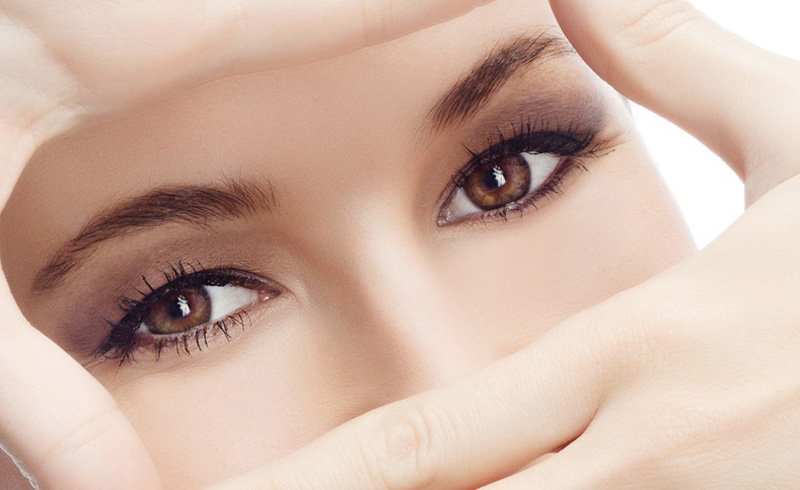 3 Beauty Hacks to Get Youthful Eyes in a Blink