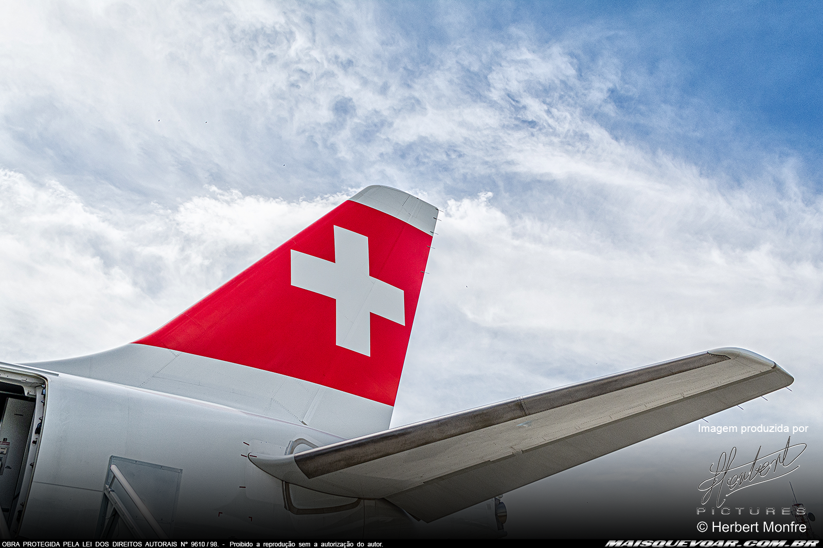 Airbus A220-300 | HB-JBU | Swiss | published by MAIS QUE VOAR | Photographed by © Herbert Monfre - Herbert Pictures | Hire the photographer for your events at cmsherbert@hotmail.com