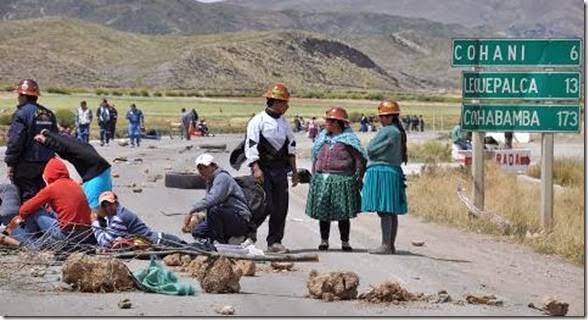 Dos muertos y al menos 60 heridos deja el primer día del conflicto minero