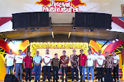 Dibuka Audy Joinaldy, 16 Etnis Meriahkan Festival Multikultural di Padang