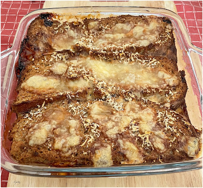 Gratin di pane nero valdostano con funghi porcini, salsiccia e fontina